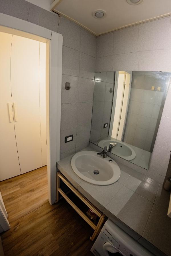 La Maison Di Roberto La Spezia Luaran gambar